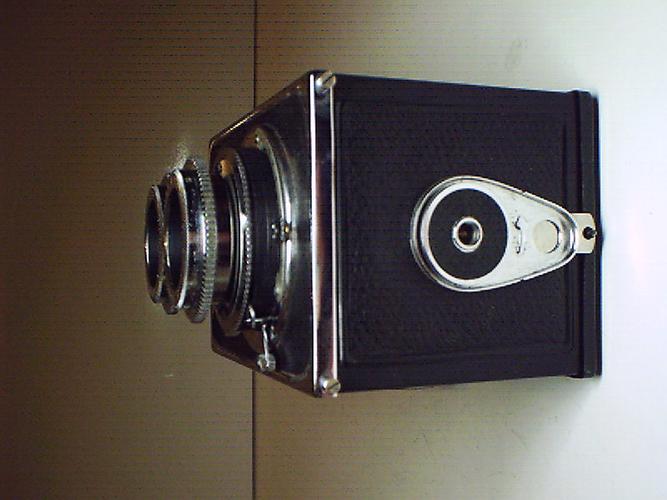 有帝国制造的夏林娜相机 (已出售) ￥560 1新 其它相机 大中画幅器材